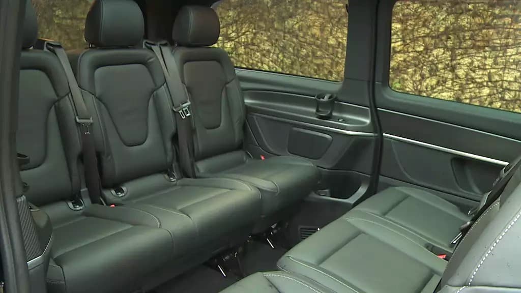 Mercedes Vito photo 3