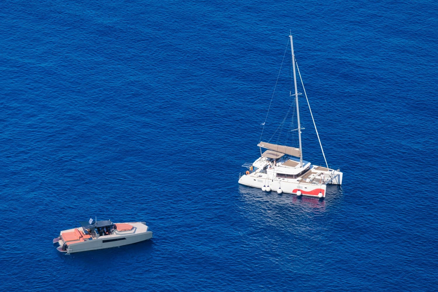 Sail service in Mykonos